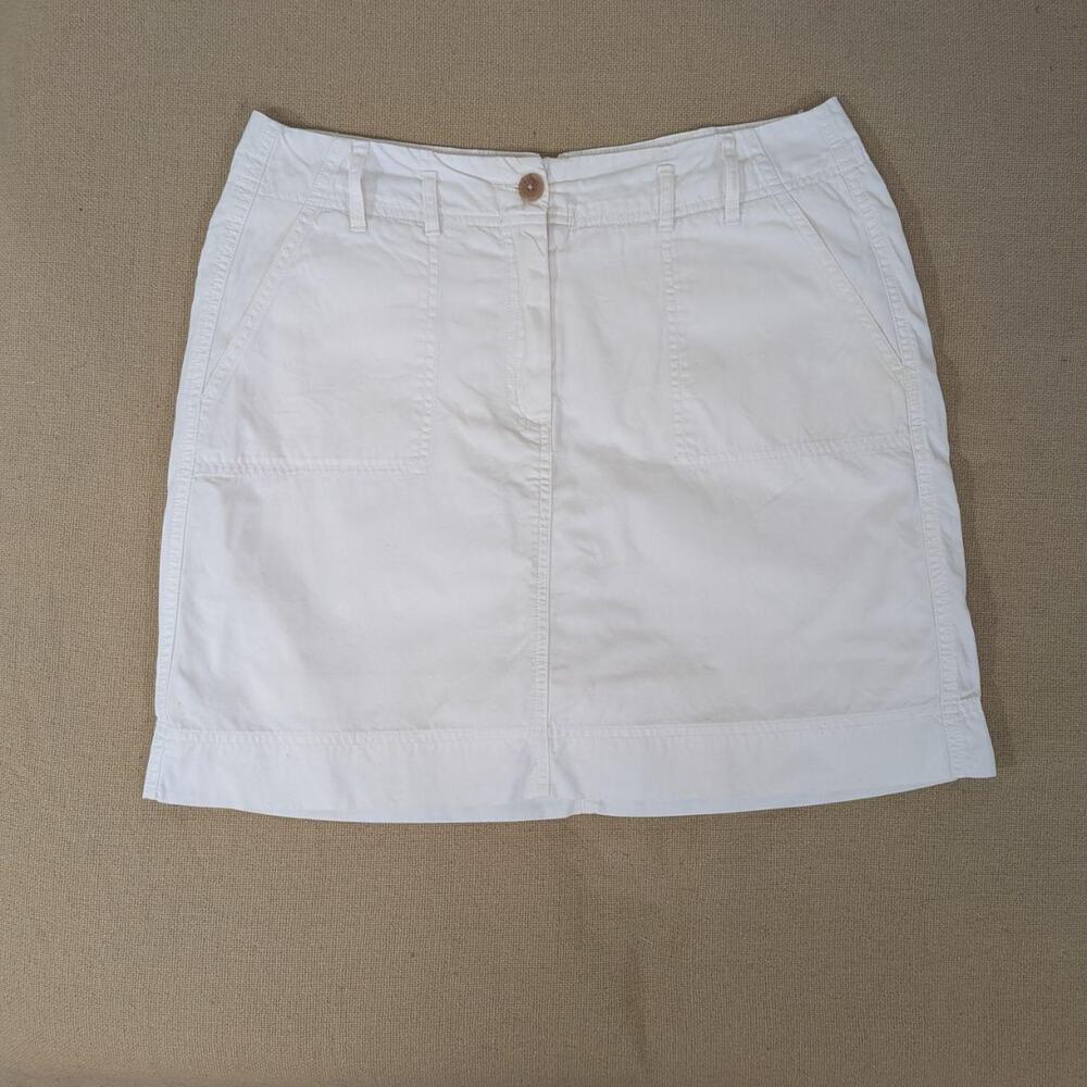 Lands’ End 100% cotton white skort with pockets, size 10